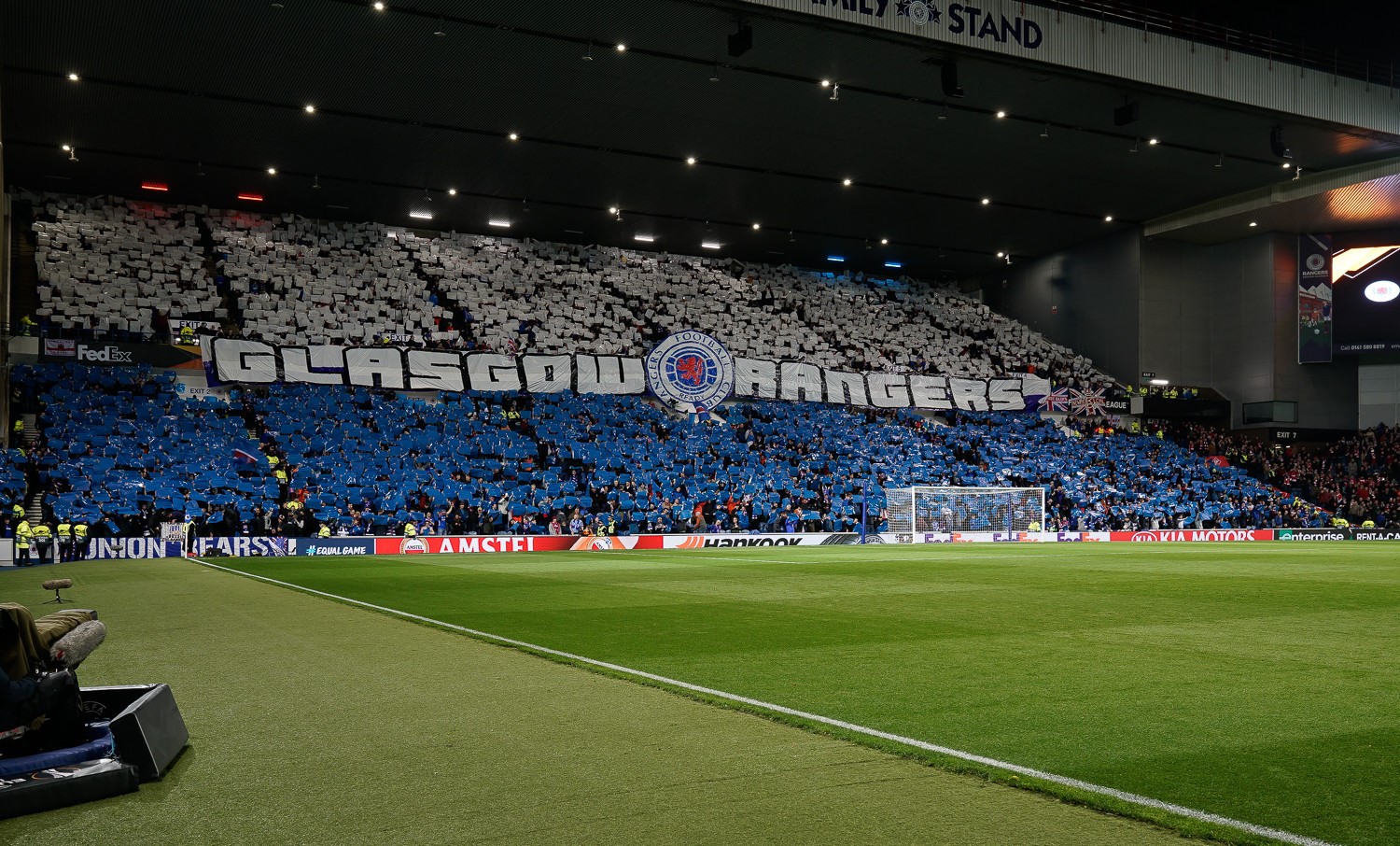 ibrox-fan-tifo